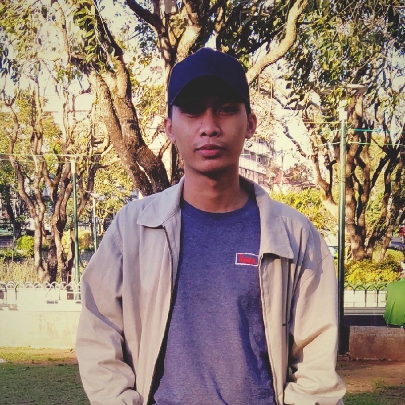 Eric Almendral